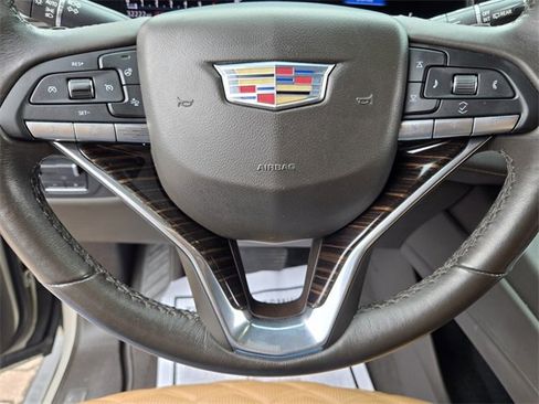 Used 2021 Cadillac Escalade Premium Luxury w/ Driver Assist Tech Package image 30