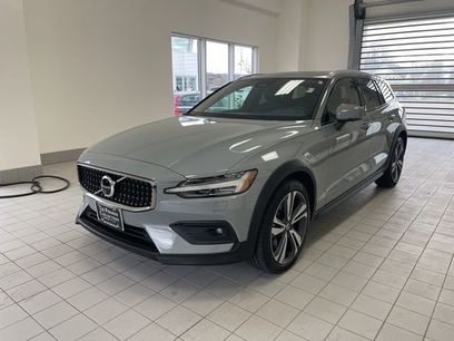 Certified 2025 Volvo V60 B5 Cross Country Plus