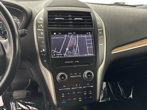 Used 2019 Lincoln MKC Reserve image 21