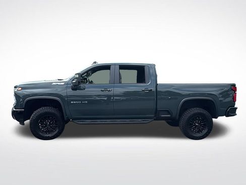 Used 2026 Chevrolet Silverado 2500 ZR2 AWD/4WD image 4