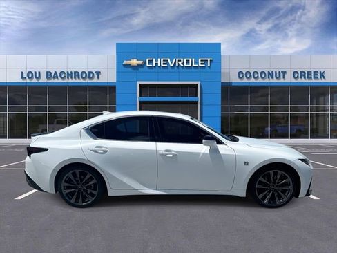 Used 2022 Lexus IS 350 F Sport RWD image 9