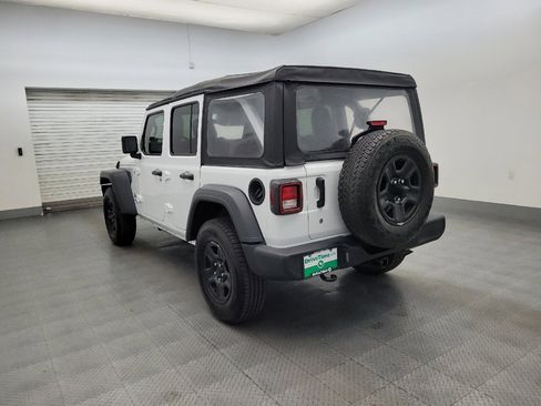 Used 2018 Jeep Wrangler Unlimited Sport AWD/4WD image 5