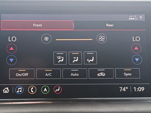 Used 2021 GMC Yukon XL Denali w/ Denali Premium Package AWD/4WD image 22