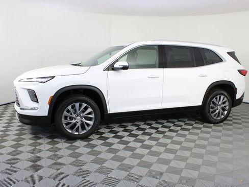New 2026 Buick Enclave Preferred AWD/4WD image 2