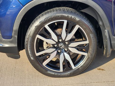 Used 2019 Honda Pilot Elite image 10