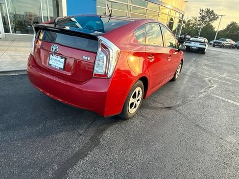 Used 2014 Toyota Prius Two FWD image 5