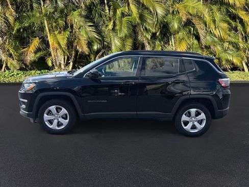 Used 2021 Jeep Compass Latitude w/ Convenience Group AWD/4WD image 8