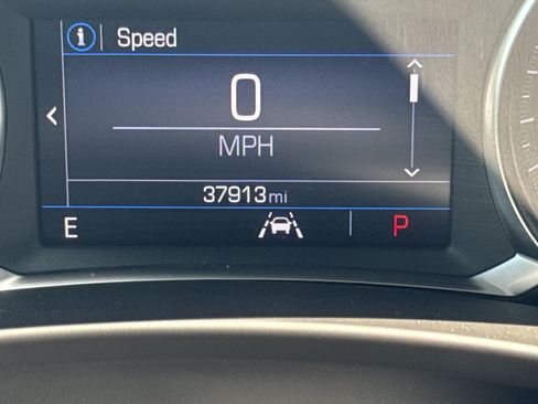 Used 2023 GMC Terrain SLE w/ Driver Convenience Package FWD image 22
