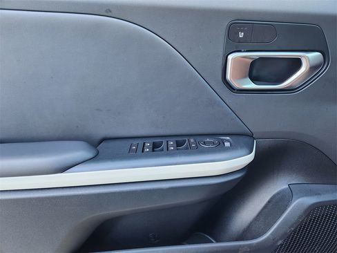 New 2025 Kia K4 GT-Line w/ GT-Line Sunroof Package image 16