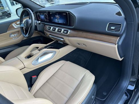 Certified 2024 Mercedes-Benz GLE 450e 4MATIC image 47