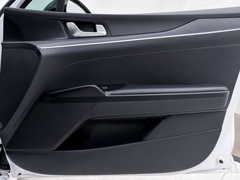 Used 2024 Kia K5 GT-Line image 31