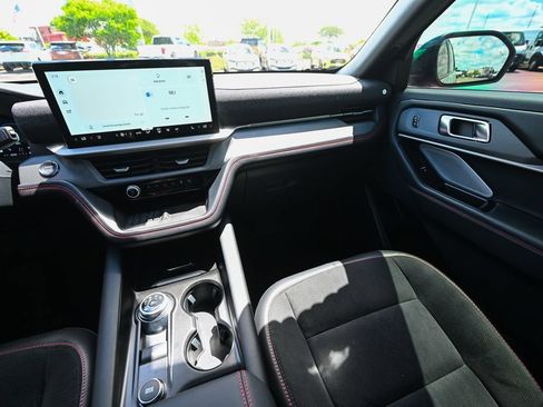 Certified 2025 Ford Explorer ST AWD/4WD image 36