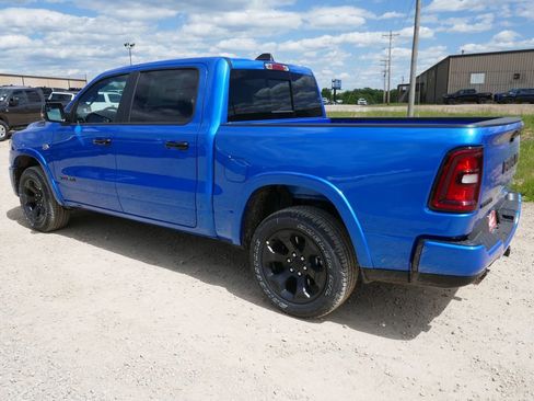 New 2026 RAM 1500 4x4 Crew Cab image 7