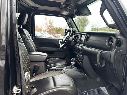 Used 2021 Jeep Wrangler Unlimited Sahara image 21