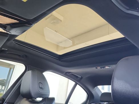 Used 2025 BMW 330i Sedan RWD image 18