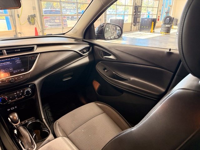 Used 2021 Buick Encore GX Preferred w/ Cold Weather Comfort Package FWD image 20