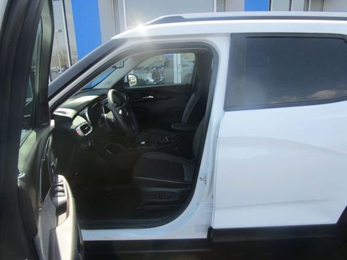 Used 2023 Chevrolet TrailBlazer LT w/ Convenience Package image 15