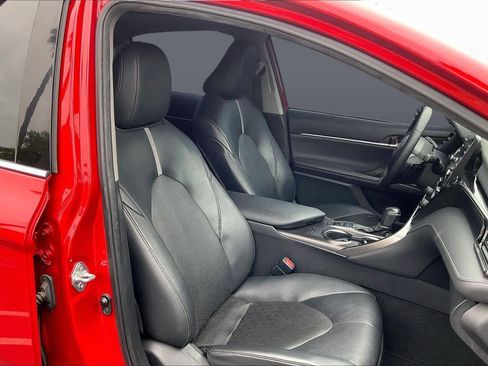 Certified 2022 Toyota Camry XSE image 8