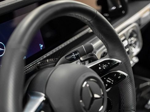 Used 2025 Mercedes-Benz G 63 AMG AMG G 63 image 54