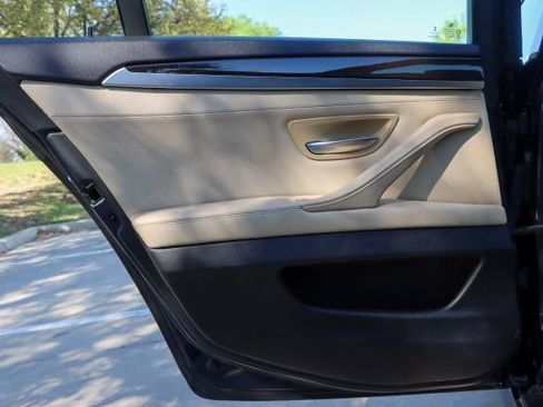 Used 2016 BMW 528i Sedan image 12