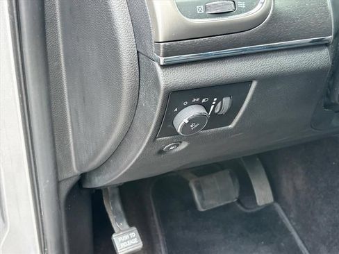 Used 2018 Jeep Grand Cherokee Limited AWD/4WD image 8