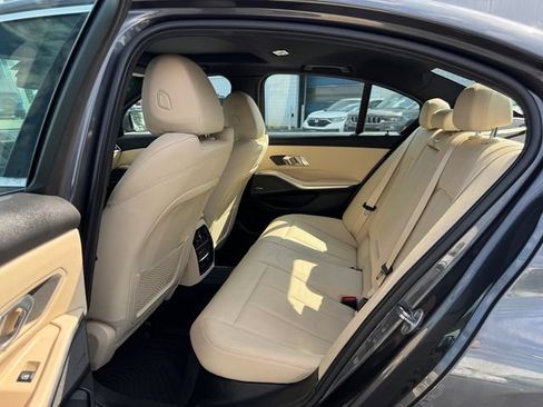 Used 2020 BMW 330i Sedan w/ Premium Package RWD image 12