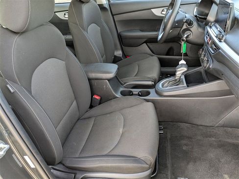 Used 2024 Kia Forte LXS image 35