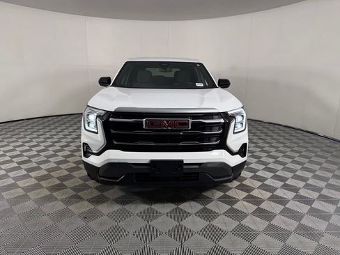 Used 2025 GMC Terrain Elevation AWD/4WD image 5