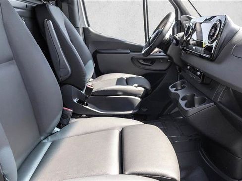 New 2026 Mercedes-Benz Sprinter 2500 image 24