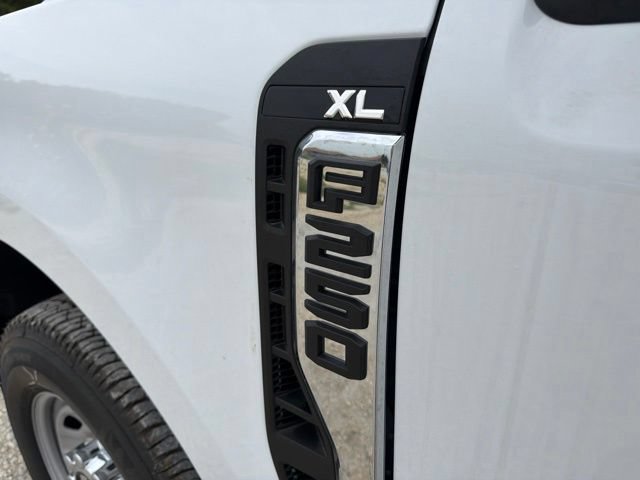 New 2026 Ford F250 XL RWD image 18