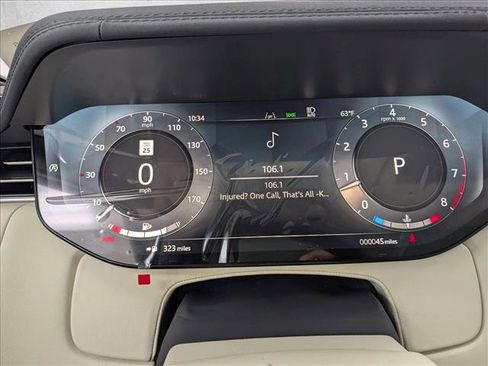 New 2026 Land Rover Range Rover SE image 13