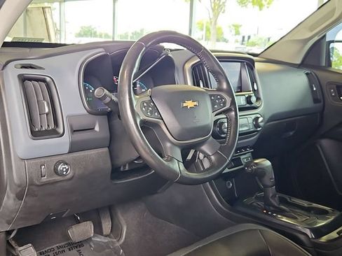 Used 2021 Chevrolet Colorado Z71 w/ Safety Package RWD image 11