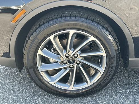 Certified 2024 Lincoln Corsair FWD w/ Equipment Group 101A image 11