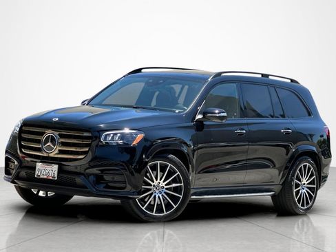 Used 2026 Mercedes-Benz GLS 580 4MATIC image 1