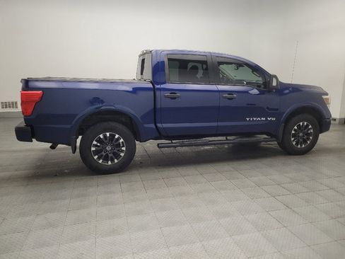 Used 2019 Nissan Titan PRO-4X w/ Pro-4x Convenience Package image 10