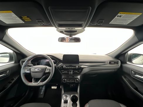 Used 2024 Ford Escape ST-Line w/ Equipment Group 301A FWD image 10