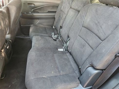 Used 2022 Honda Pilot Sport image 13