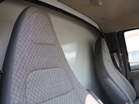 Used 2024 Chevrolet Express 3500 w/ Power Convenience Package image 24