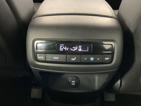 Used 2025 Hyundai Palisade SEL image 12