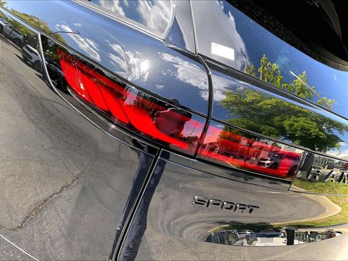 New 2026 Land Rover Range Rover Sport Dynamic SE AWD/4WD image 25