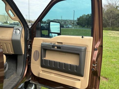 Used 2011 Ford F350 Lariat w/ Lariat Interior Pkg image 20