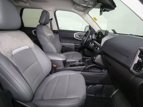 Used 2025 Ford Bronco Sport Badlands image 15