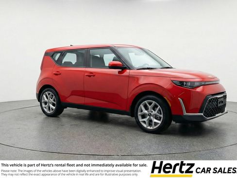 Used 2025 Kia Soul LX w/ LX Technology Package image 1