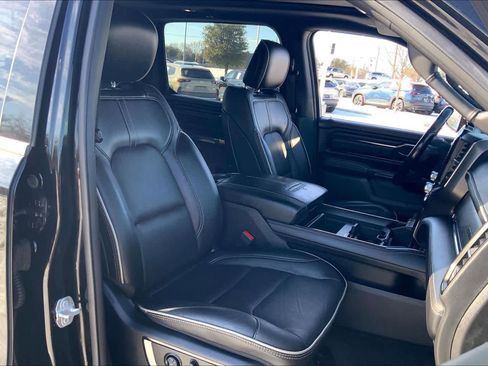 Used 2022 RAM 1500 Limited image 9