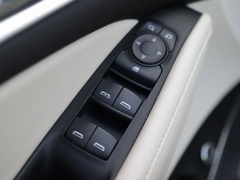 Used 2023 Buick Enclave Essence w/ Experience Buick Package image 26