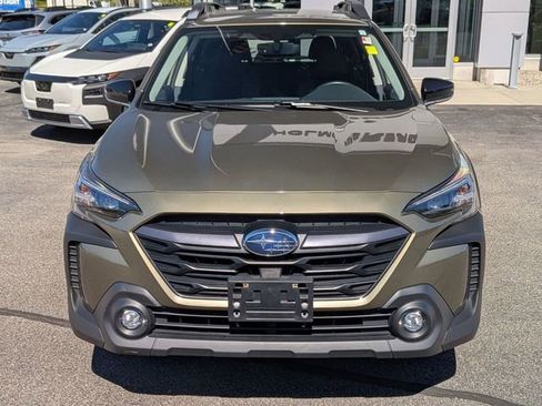 Used 2024 Subaru Outback Premium AWD/4WD image 8