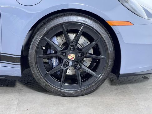 Certified 2025 Porsche 911 Carrera RWD image 13