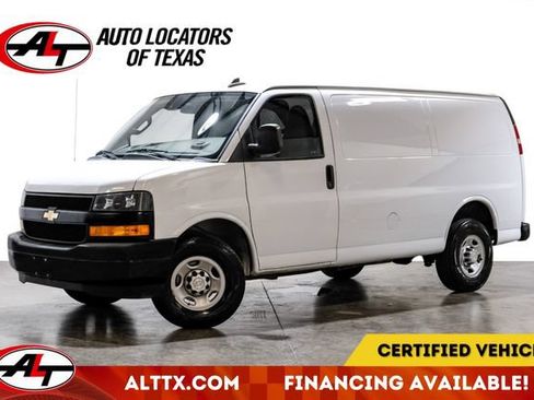 Used 2020 Chevrolet Express 2500 RWD image 1