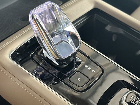 New 2026 Volvo XC90 B6 Plus image 20