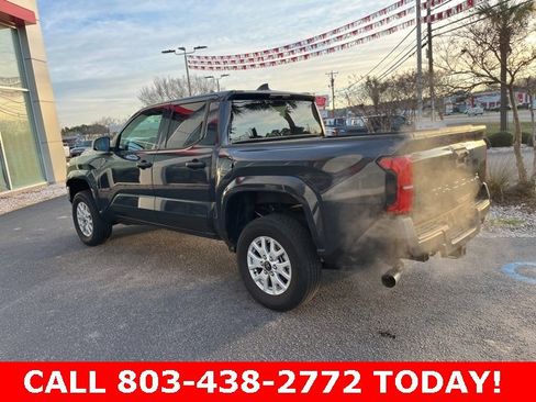 Used 2025 Toyota Tacoma SR image 34